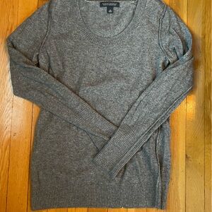 Banana republic sweater size M
